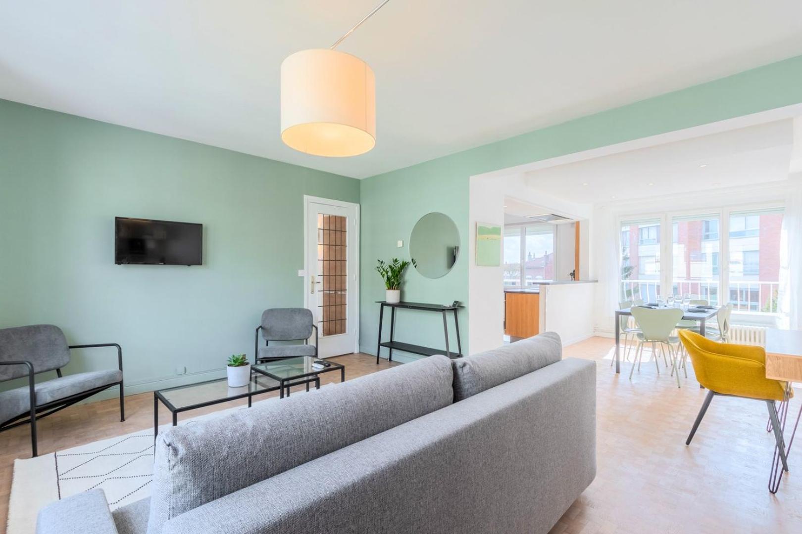 Functional 2 Bedroom Apartment ลีลล์ ภายนอก รูปภาพ